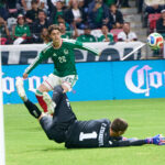 México se despide de su gira con Goleada de 5-1 contra Serbia, Raúl Jiménez vuelve al gol.